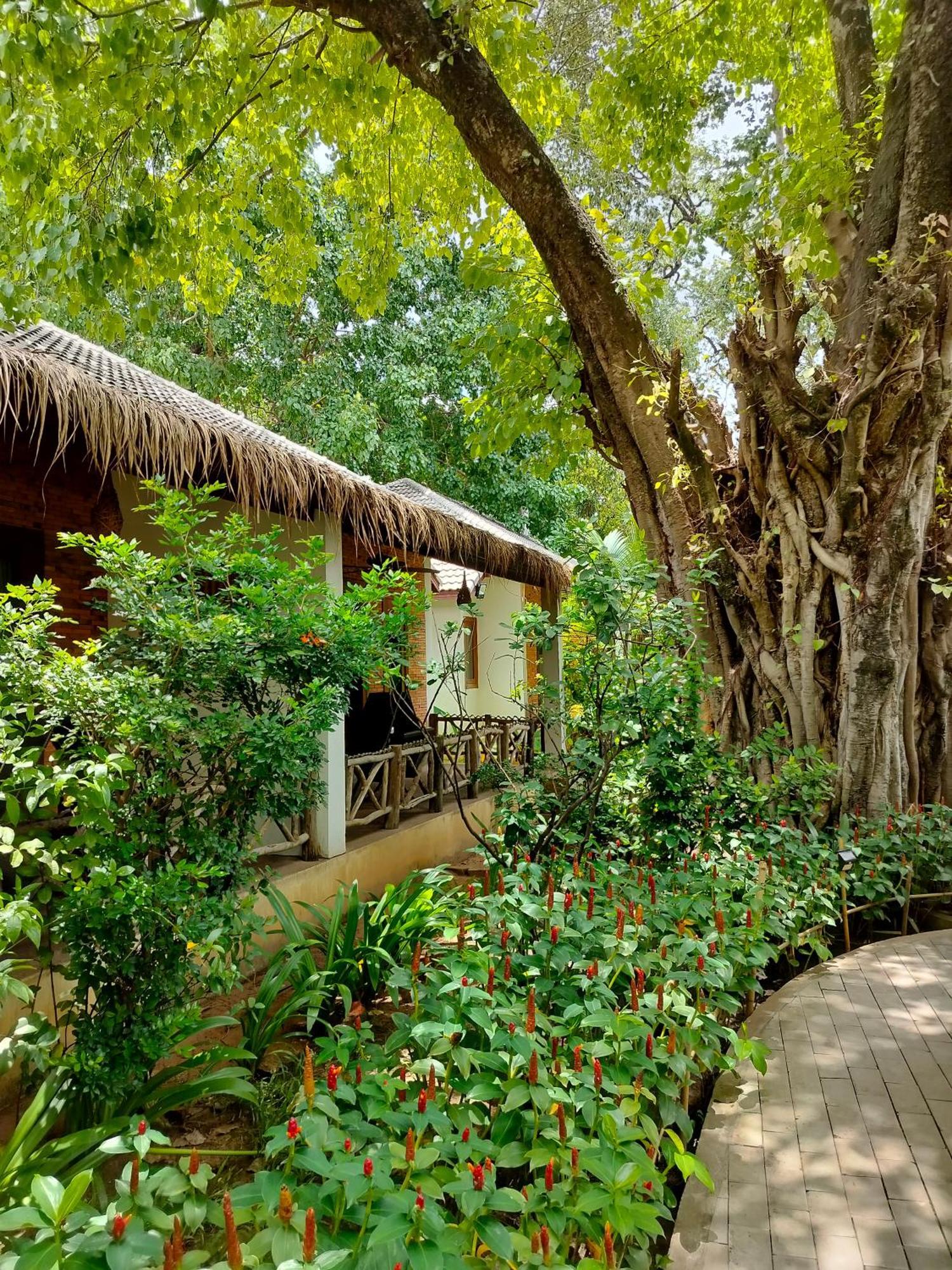 La Riviere D' Angkor Resort Сиемрип Экстерьер фото